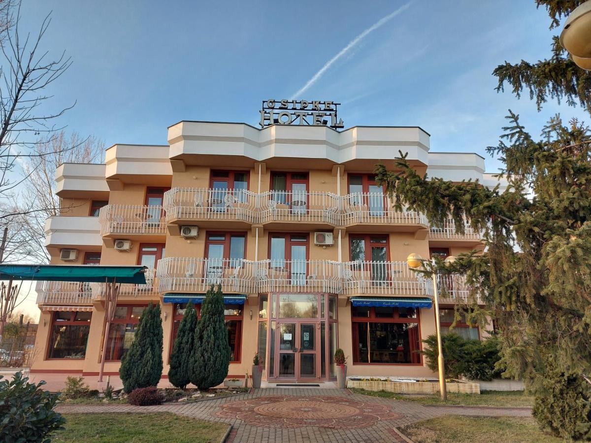 קישקונהלש Csipke Hotel מראה חיצוני תמונה