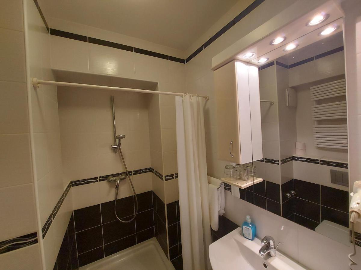 קישקונהלש Csipke Hotel מראה חיצוני תמונה